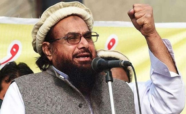 पाकिस्तान की सख्ती से बौखलाया आतंकी हाफिज सईद, कहा : सरकार के खिलाफ अदालत जाऊंगा