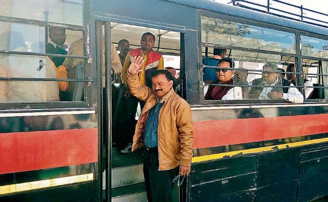 झारखंड : कांग्रेस जिलाअध्यक्ष हत्याकांड के बाद बंद को लेकर पुलिस दिखी चौकस, कई नेताओं को घर से उठाया