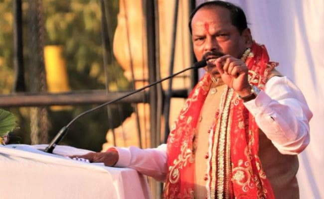 झारखंड : पारा शिक्षकों को होली से पहले मिलेगा 2 माह का मानदेय, CM रघुवर ने दिया आदेश