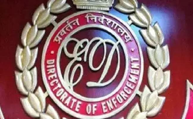 ED की बड़ी कार्रवाई : संथाल परगना के आयुक्त प्रदीप कुमार की 10 करोड़ से ज्यादा की संपत्ति जब्त