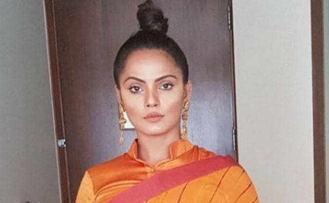 VIDEO : अभिनेत्री नीतू चंद्रा ने मातृभाषा दिवस पर रिलीज किया ''बेजोड़'' भोजपुरी गाना