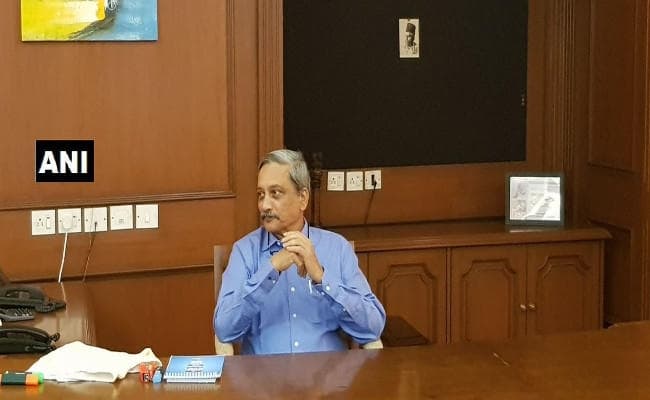 मनोहर पर्रिकर को मुंबई के अस्पताल से छुट्टी मिली