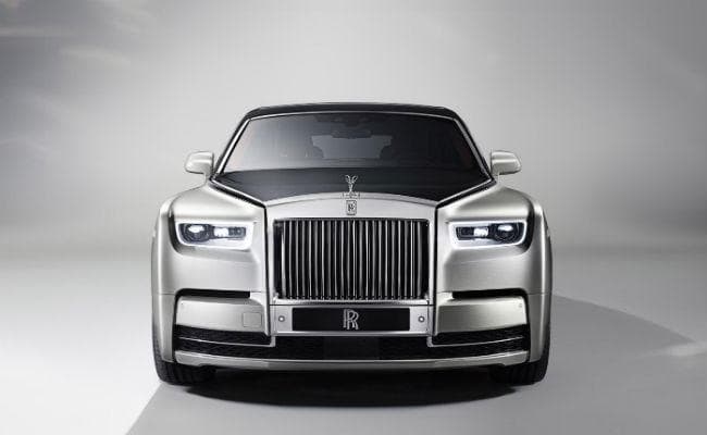 Rolls Royce Phantom VIII : 9.5 करोड़ की इस कार की खूबियां हैं शानदार, देखें PICS