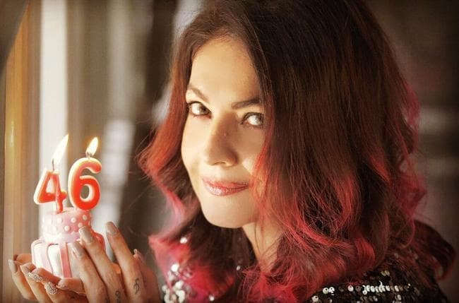 B''day Spl: शराब की आदी हो गयीं थीं पूजा भट्ट, पिता ने बदल दी जिंदगी