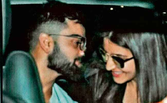 मुंबई लौटीं पत्नी अनुष्का का विराट कोहली ने कुछ यूं किया ''Welcome''