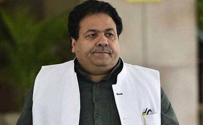 राज्यसभा चुनाव : आलाकमान से संकेत मिलने के बावजूद नामांकन नहीं कर सके राजीव शुक्ला