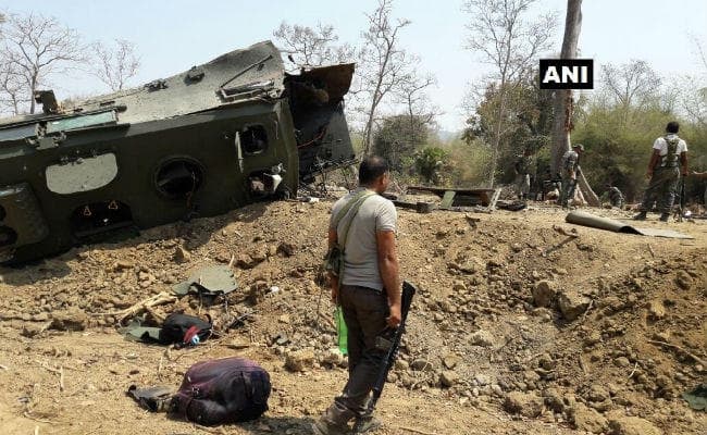 छत्तीसगढ़ : सुकमा में बारूदी सुरंग विस्फोट में CRPF के 9 जवान शहीद, राजनाथ ने DG से की बात