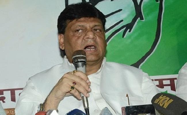 अौरंगाबाद मामला : कांग्रेस प्रतिनिधिमंडल ने राज्यपाल सत्यपाल मलिक से की मुलाकात