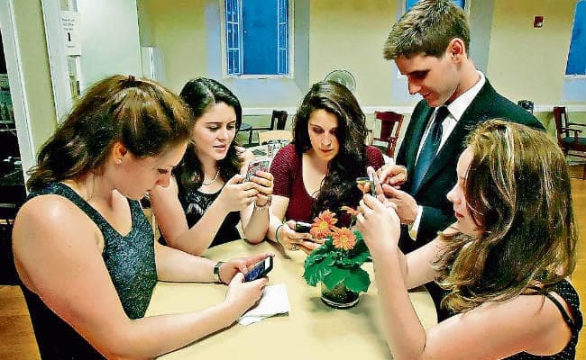 स्मार्टफोन की लत से बचायेगा नया एप!