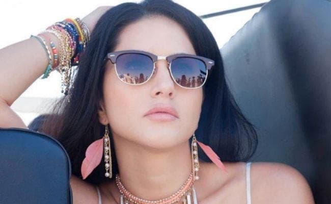 शादी के 7 साल बाद सामने आई सनी लियोनी की ये तसवीर, सोशल मीडिया पर तेजी से हुई वायरल