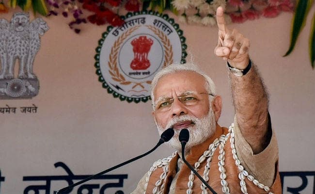 नौजवानों की चिंता करना सरकार का दायित्व, किसी भी स्थिति में शस्त्र न उठाएं : नरेंद्र मोदी