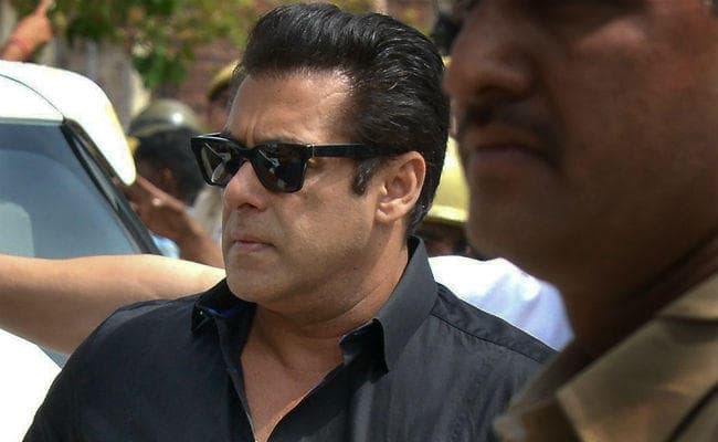 सलमान खान ने जोधपुर कोर्ट में लगाई याचिका, विदेश जाने की अनुमति मांगी