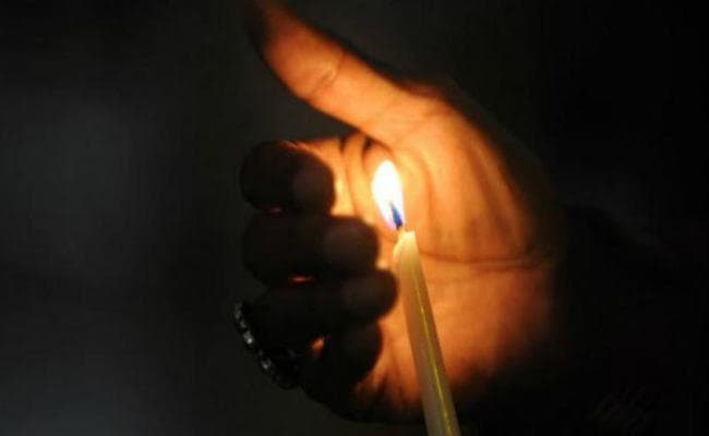 गैर कंपनी इलाके में रहने वाली चार लाख आबादी रात भर रही परेशान