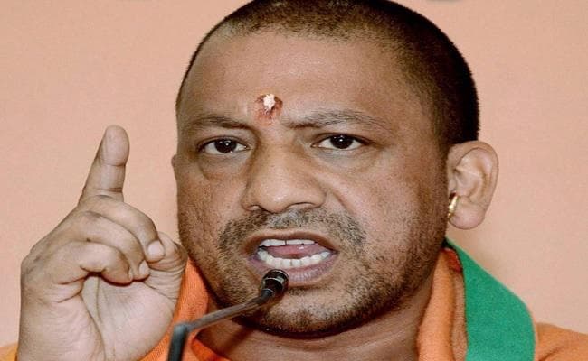 यूपी : दलित बहुल गांव में ठहरेंगे सीएम योगी, शिकायतें सुनेंगे
