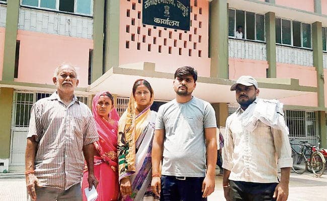 बिहार : बेटी की शादी के समय उधार दिये दो बोरी अनाज के एवज में नौ डिसमिल जमीन पर किया कब्जा, 4.80 लाख मांगा