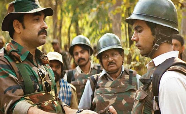 ''न्यूटन'' फिल्म पर CRPF को गलत ढंग से चित्रित करने का आरोप, सब इंस्पेक्टर ने दर्ज करायी शिकायत