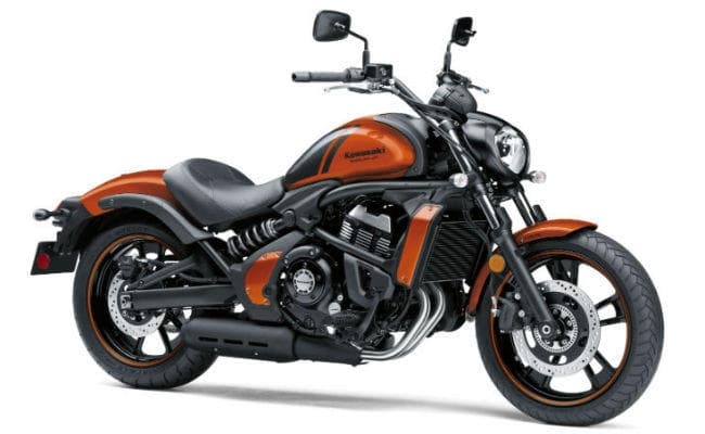Pearl Lava Orange कलर वेरिएंट में Kawasaki लायी क्रूजर बाइक Vulcan S, यहां जानें खूबियां...!