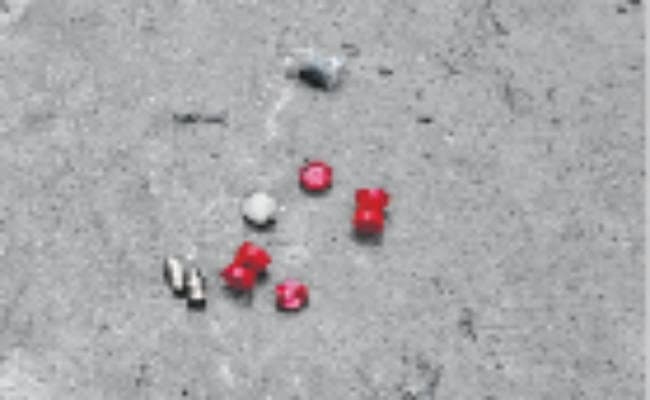 तृणमूल के बागी प्रत्याशी के घर पर बम-गोली से हमला