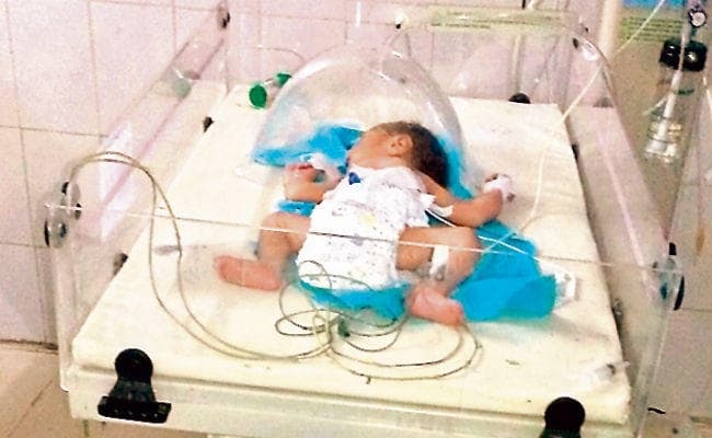 बिहार : जन्म लेते ही नवजात ने देखी पत्थरदिल दुनिया, अस्पताल में बच्चे को छोड़ भागी मां