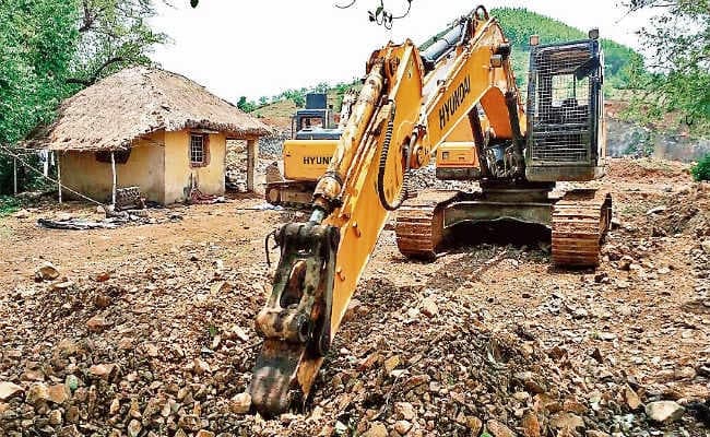 दुमका : अवैध खदान के लिए लाया गया था विस्फोटक, हुआ विस्फोट, पांच मरे