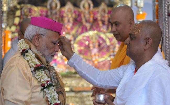 एकादशी के दिन पीएम मोदी ने की पूजा, जानें जानकी मंदिर के बारे में कुछ खास बातें
