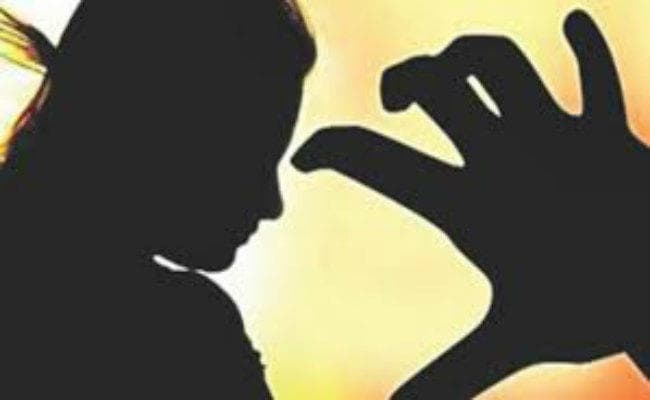 मध्यप्रदेश : सागर जिले में नाबालिग के साथ दुष्कर्म के बाद जिंदा जलाया, आरोपी गिरफ्तार