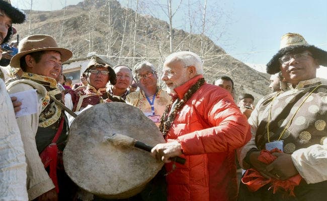 मोदी ने भारत-नेपाल क्रिकेट रिश्तों की वकालत की, आईपीएल खेल रहे नेपाली लड़के की चर्चा की