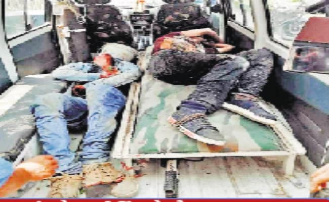 बम विस्फोट में चार घायल, हालत गंभीर