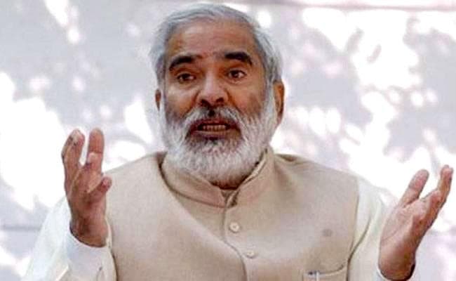 कर्नाटक में शपथ ग्रहण के बाद बिहार में सियासत शुरू, RJD नेता रघुवंश ने की प्रेस कॉन्फ्रेंस, कहा- खतरे में लोकतंत्र