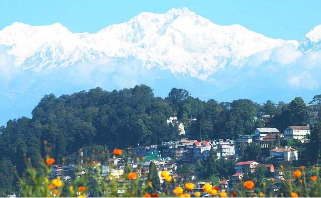 इस गर्मी की छुट्टियां में घूमें पहाड़ों की रानी दार्जिलिंग और गंगटोक, जानें पूरा ब्यौरा