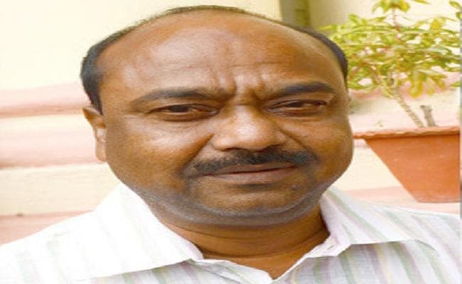 RJD सांसद के अमर्यादित भाषा के विरोध में सदर अस्पताल के डीएस ने पद छोड़ा, विरोध में उतरा भासा