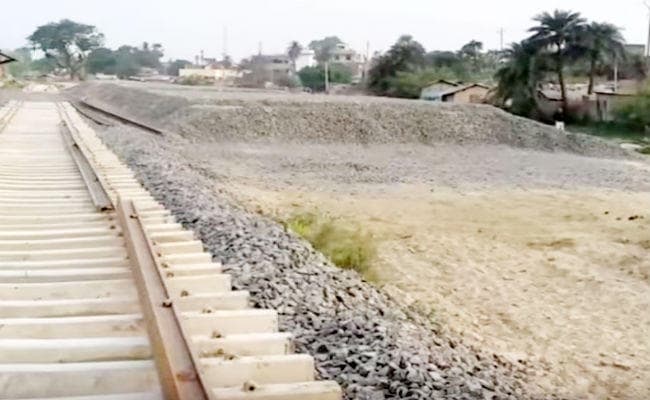 नेपाल को भारत से जोड़नेवाली रेल परियोजना में तेजी लाने के लिए रेल मंत्रालय और इरकॉन के बीच हुआ ‘एमओयू’