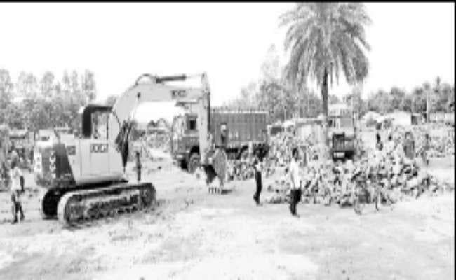 नदी का कटाव रोकने के काम को लेकर भाजपा-तृणमूल आमने-सामने