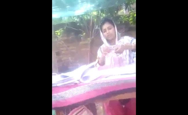 झारखंड : उज्जवला योजना के नाम पर वसूले जा रहे पैसे, वीडियो हुआ वायरल