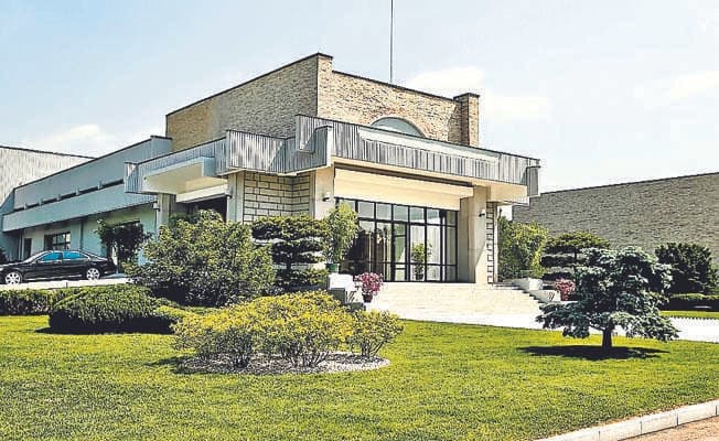 पहली बार देखिये दुनिया के सबसे बड़े तानाशाह किम जोंग उन का आलीनशान बंगला