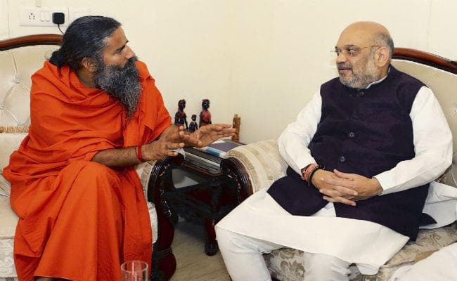 भाजपा अध्यक्ष अमित शाह ने की योग गुरु बाबा रामदेव से मुलाकात, जानिये क्यों...?