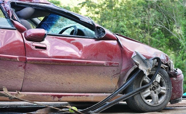 इलाहाबाद में सड़क दुर्घटना, पांच लोगों की मौत