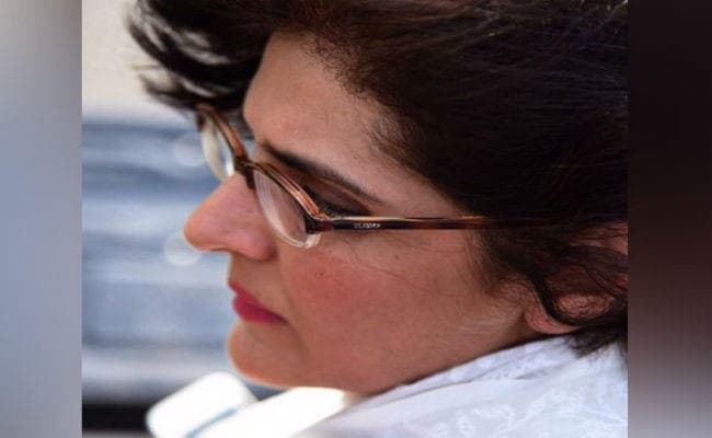 कट्टरपंथियों के निशाने पर क्यों हैं महिला पत्रकार गुल बुखारी