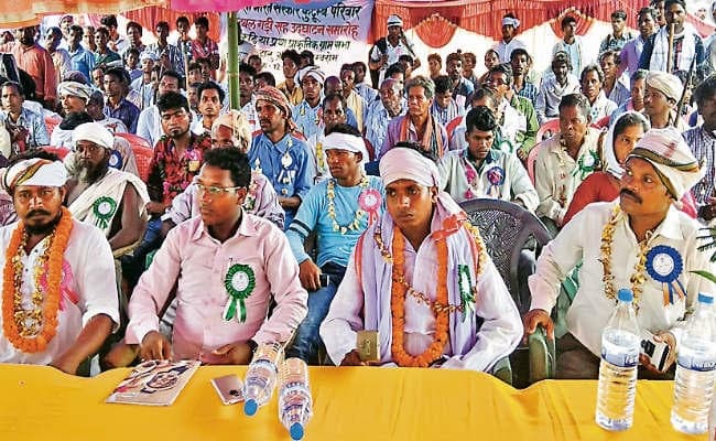 अड़की के हेम्ब्रोम, खुदीमाड़ी व बारूहातू गांव में पत्थलगड़ी, यूसुफ पूर्ति ने कहा, देशभर में करेंगे बैंक ऑफ ग्रामसभा का विस्तार