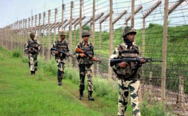 ईद के दिन भी पाकिस्तान ने तोड़ा सीजफायर, एक जवान शहीद