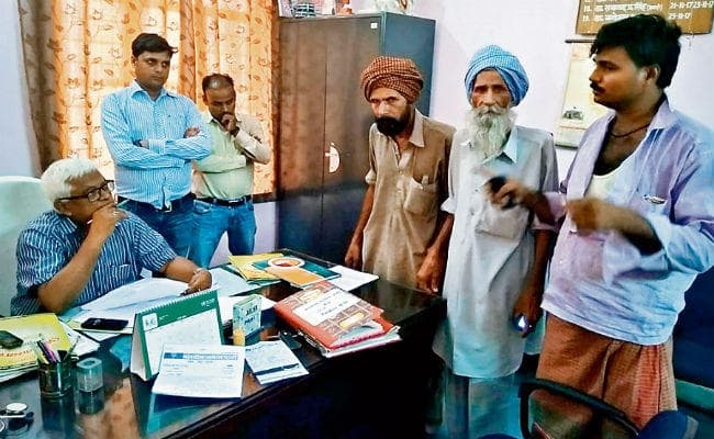 सदर अस्पताल में अजूबा कारनामा, 2400 लेकर पिकअप वैन में ही कर दिया पोस्टमार्टम
