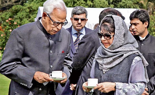 #जम्मूकश्मीर : MHA की रिपोर्ट पर BJP ने PDP से वापस लिया समर्थन, वोहरा को चौथी बार कमान