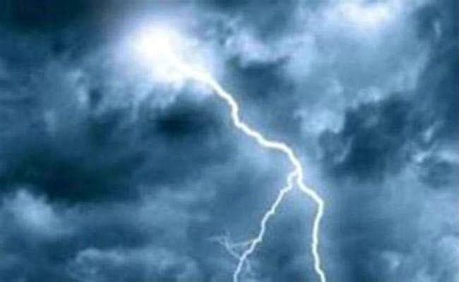 गिरिडीह : वज्रपात से आठ लोग बेहोश, एक महिला गंभीर