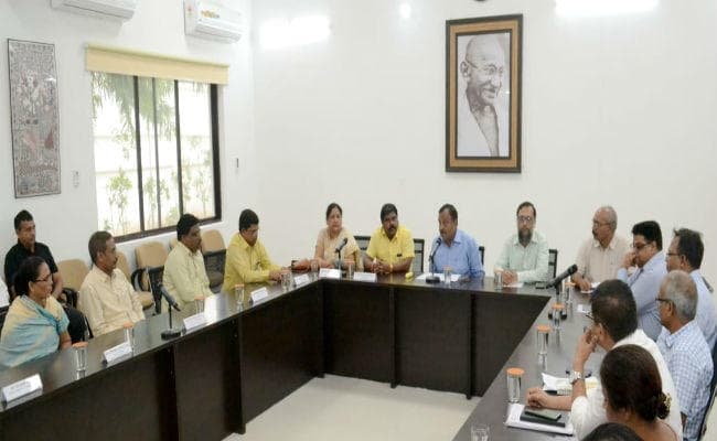 छत्तीसगढ़ में भी बन रहा शराबबंदी का माहौल, 11 सदस्यीय दल कर रहा बिहार पैटर्न का अध्ययन