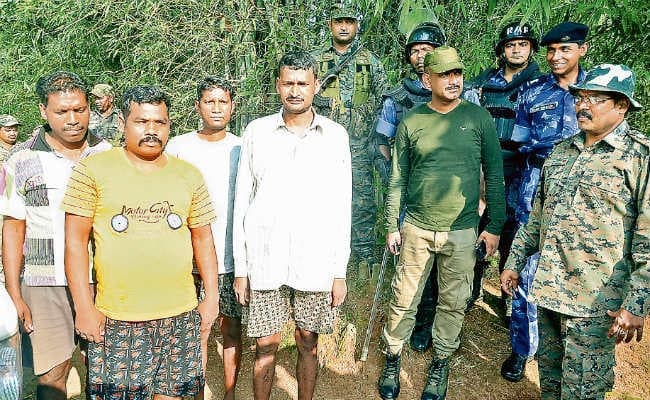 Khunti : 3 सुरक्षा गार्ड सहित 4 जवानों का अपहरण करने वालों में शामिल थे कड़िया मुंडा के 2 रिश्तेदार