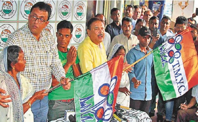 जो अमित शाह के मंच पर थे वो तृणमूल की शरण में पहुंचे, राहुल सिन्हा का आरोप डरा-धमका कर लोगों को लायी तृणमूल