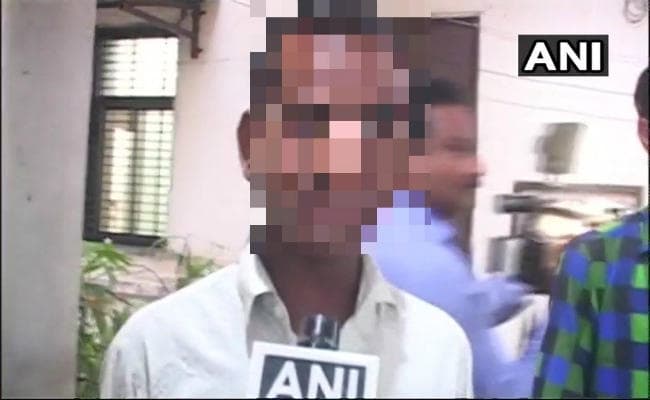 मंदसौर गैंगरेप : पीड़िता के पिता ने कहा - मुआवजा नहीं, मुजरिमों को फांसी चाहिए