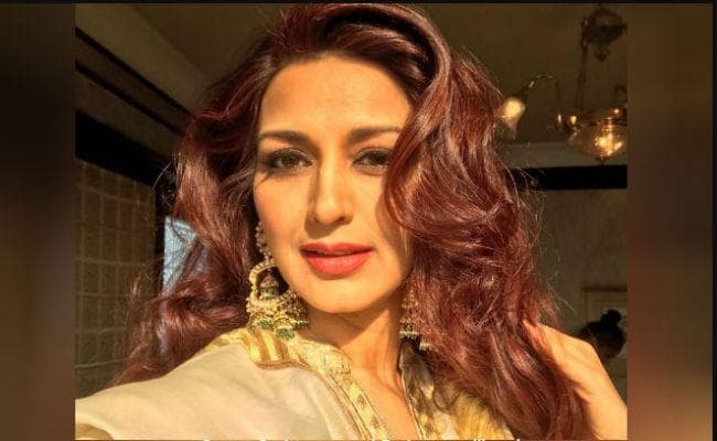 सोनाली बेंद्रे को हाई ग्रेड कैंसर, ननद ने कहा- फाइटर हैं, जीतकर बाहर आयेंगी...