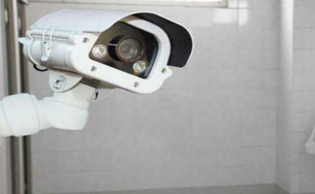 स्कूल के Girls Toilet में लगा था CCTV कैमरा, प्रिंसिपल सहित चार गिरफ्तार