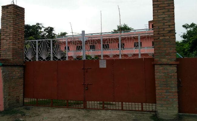 10वीं की छात्रा से स्कूल के ही प्रिंसिपल-शिक्षकों और 15 छात्रों ने 7 महीने तक की हैवानियत